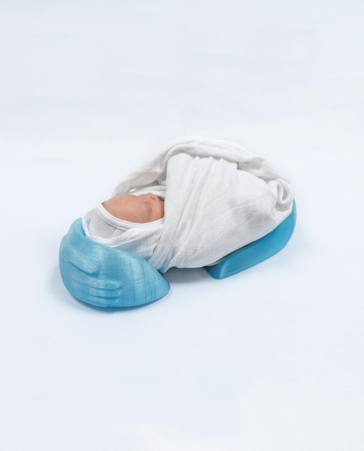 armin-warnecke-NIVEA-nesting